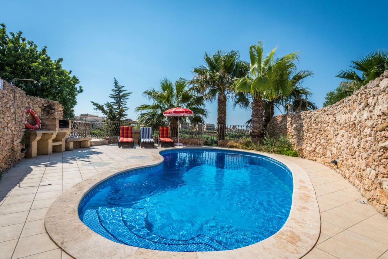 Sunset - Holiday Farmhouse With Large Private Pool In Island Of Gozo Nadur Exterior photo